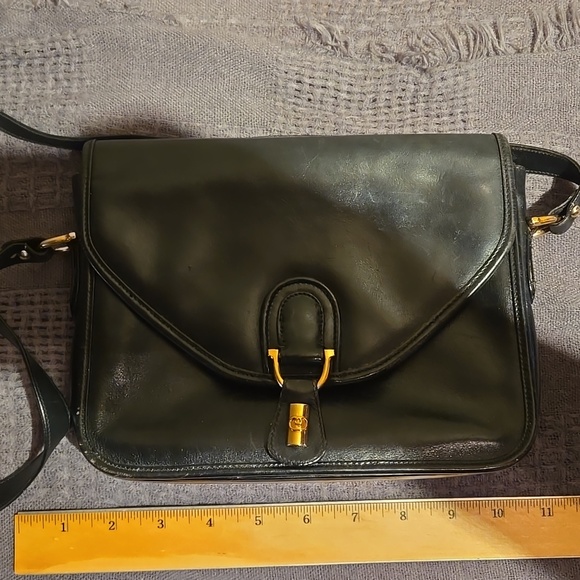 Designer Vintage Leather Handbag with Long Strap - Picture 4 of 9